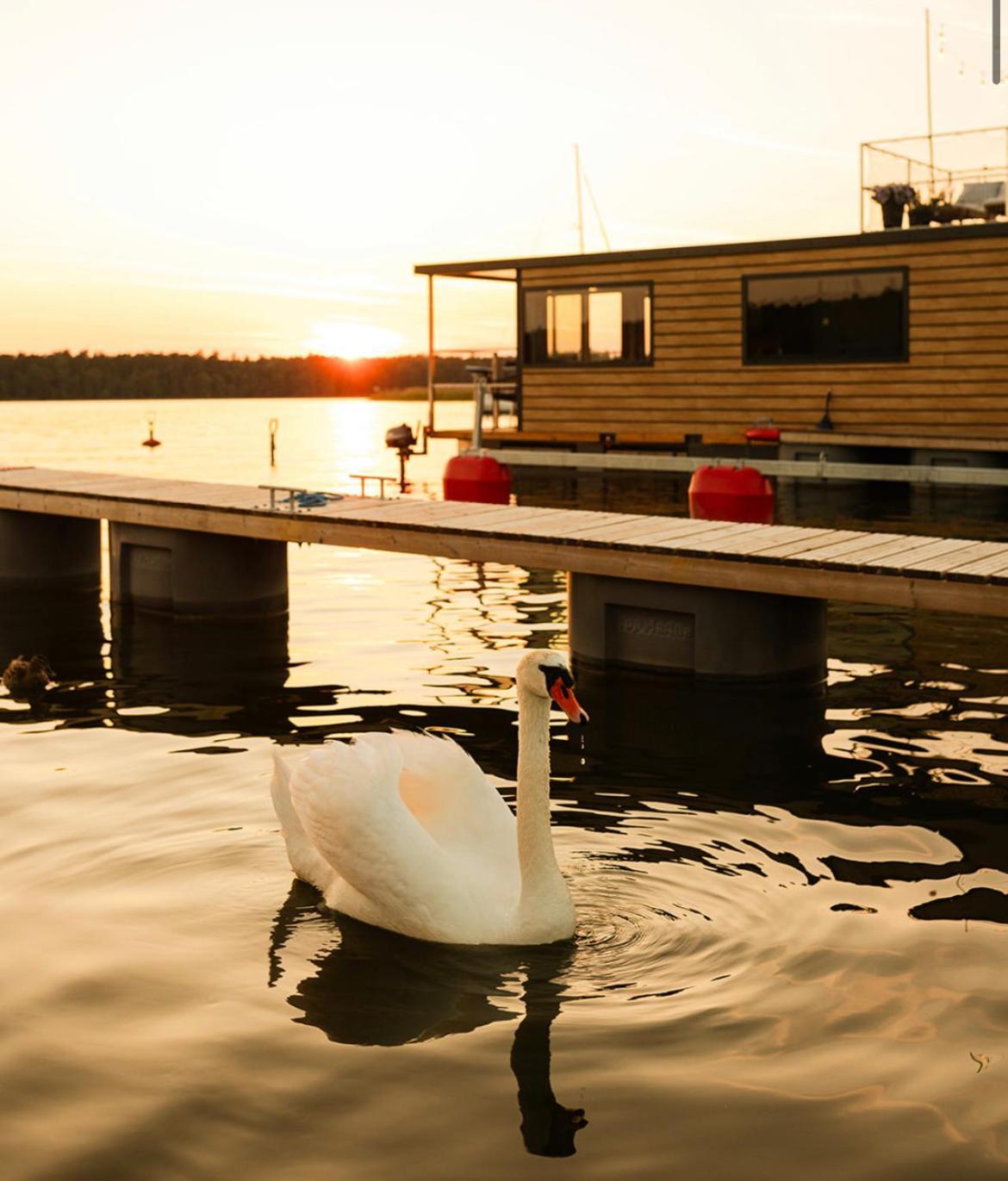Domek Na Wodzie - Houseboat -Sauna, Taras Na Dachu, Dwie Sypialnie Mikołajki Eksteriør billede