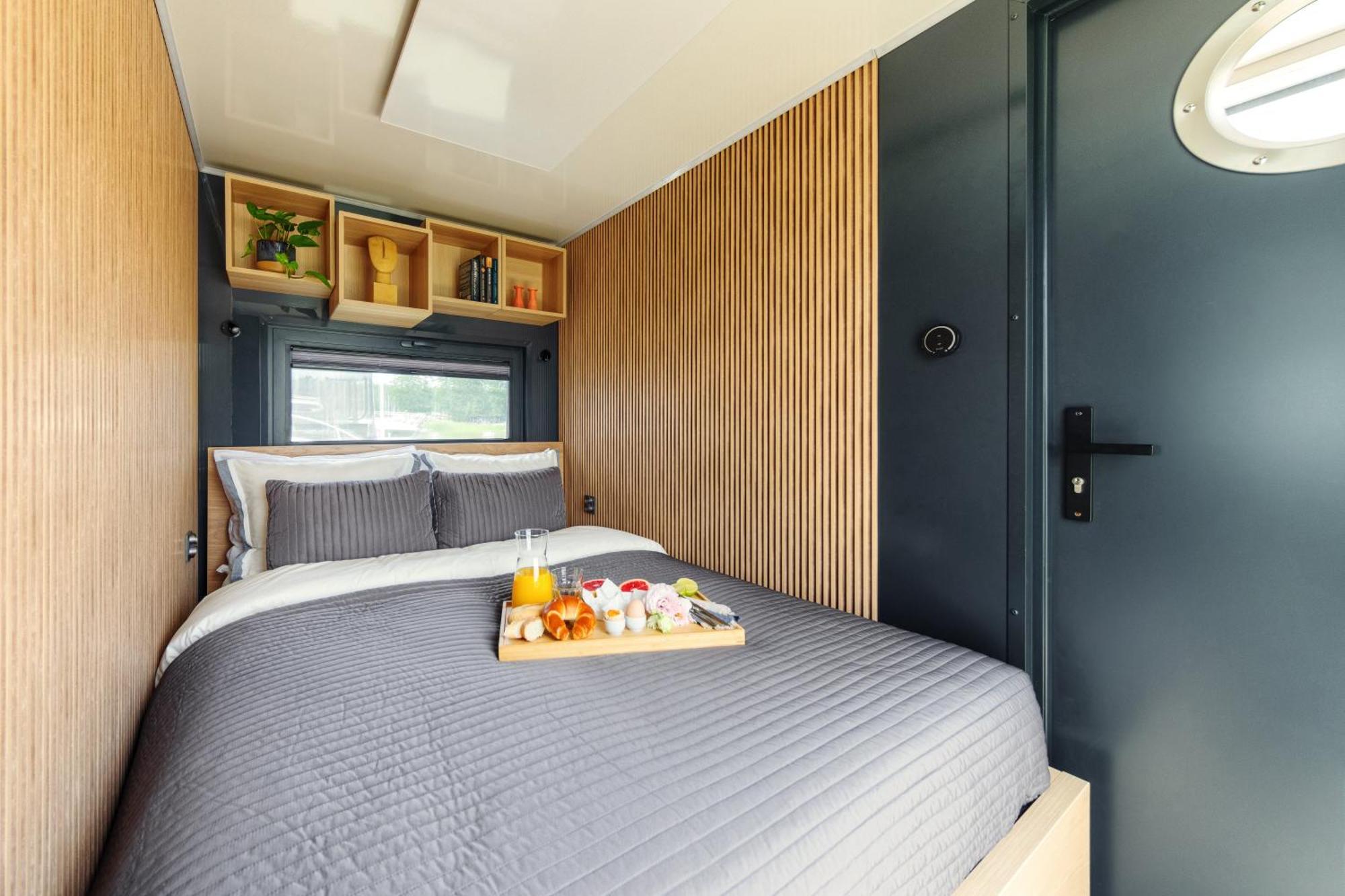 Domek Na Wodzie - Houseboat -Sauna, Taras Na Dachu, Dwie Sypialnie Mikołajki Eksteriør billede