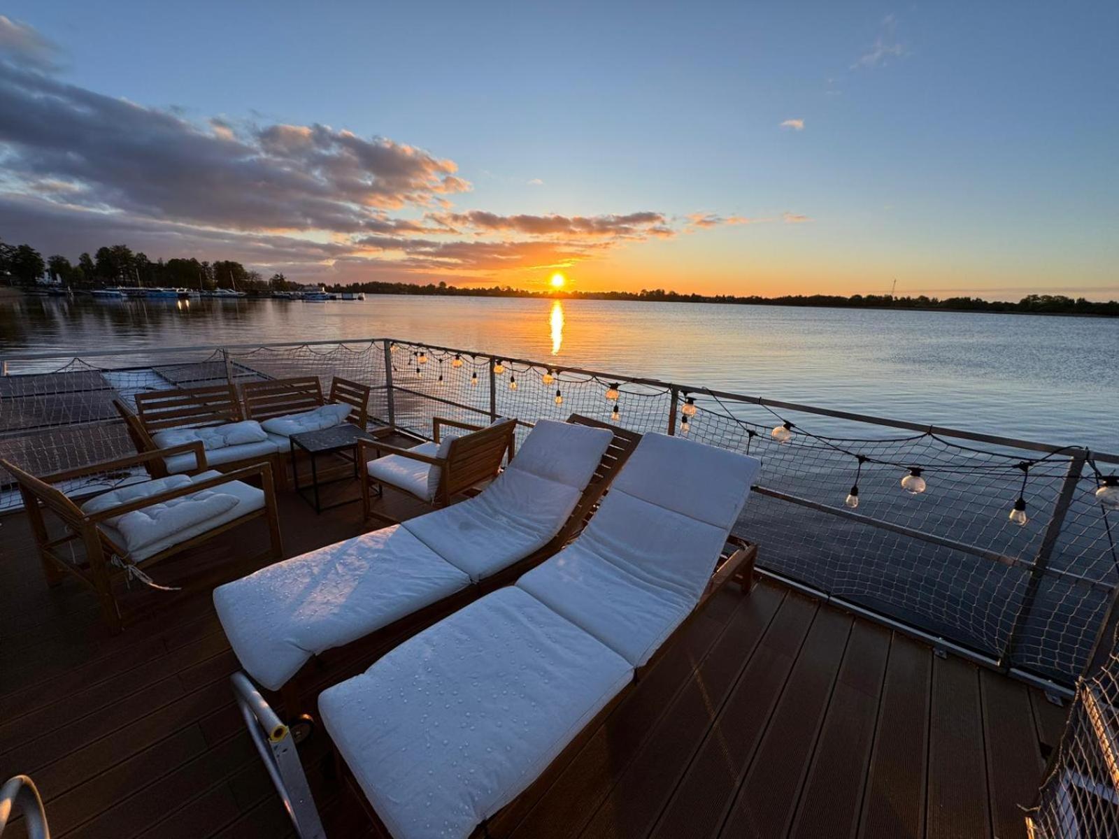 Domek Na Wodzie - Houseboat -Sauna, Taras Na Dachu, Dwie Sypialnie Mikołajki Eksteriør billede