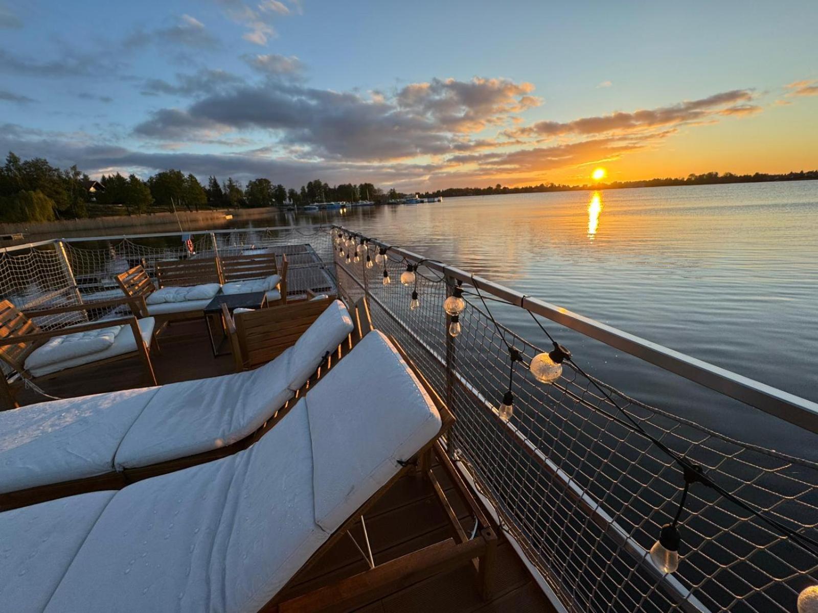 Domek Na Wodzie - Houseboat -Sauna, Taras Na Dachu, Dwie Sypialnie Mikołajki Eksteriør billede