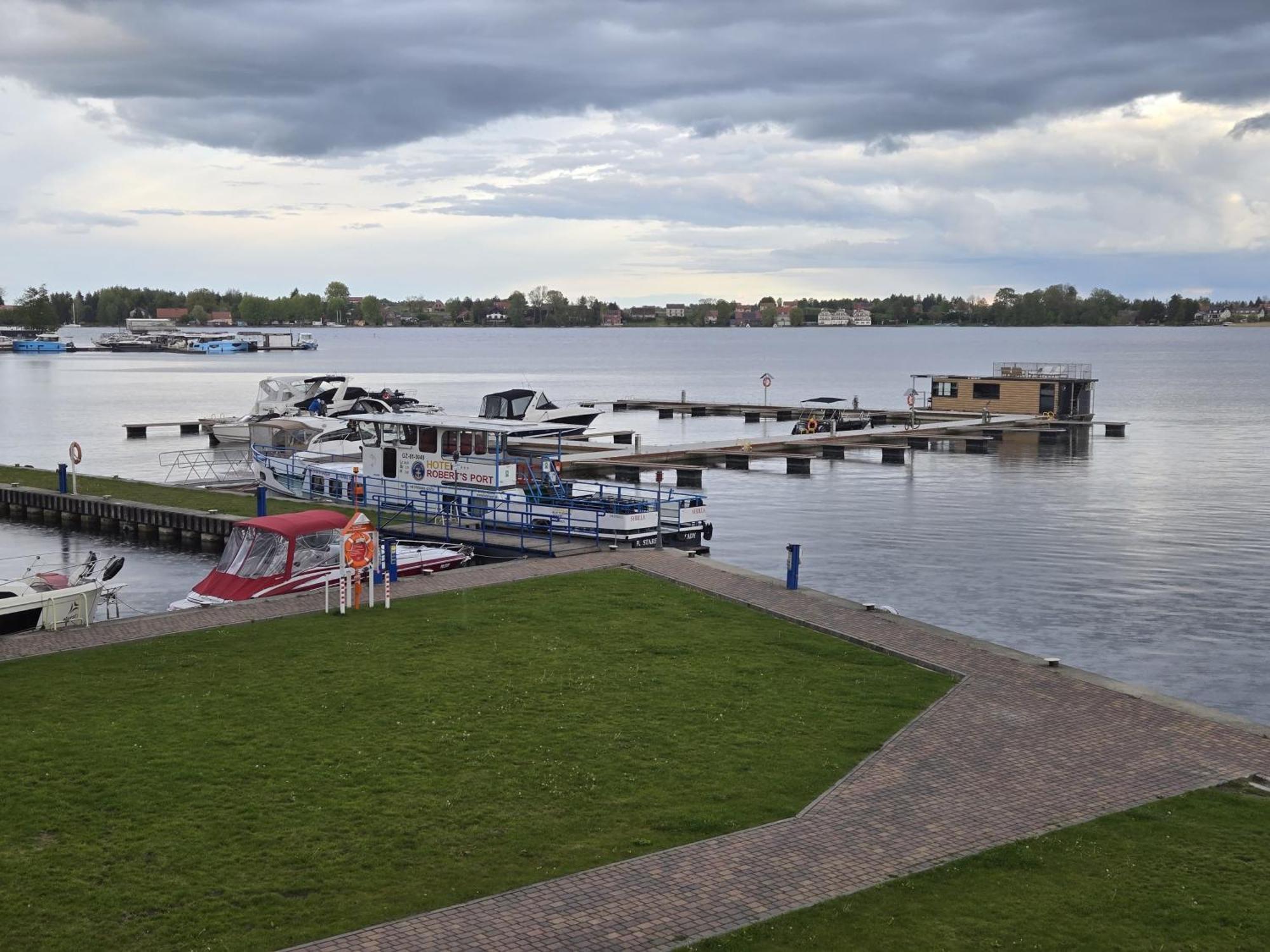 Domek Na Wodzie - Houseboat -Sauna, Taras Na Dachu, Dwie Sypialnie Mikołajki Eksteriør billede